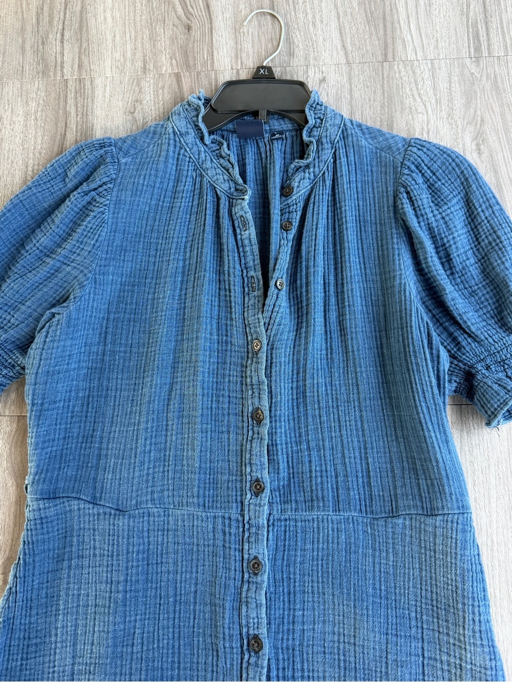 GAP Blue Crinkle Cotton Double Gauze Ruffle Button Front Mini Dress Sz Medium - Picture 3 of 13